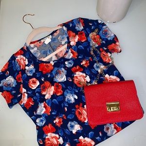 T-Shirt with Flowers ♡